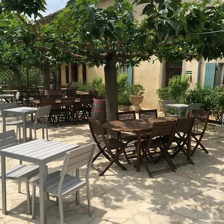 Отель Domaine De Fraisse 3*