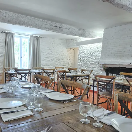 Domaine De Fraisse Hotel Leuc