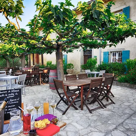 Domaine De Fraisse Hotel 3*