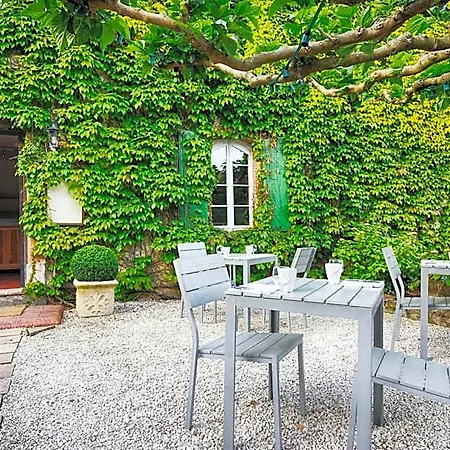 Domaine De Fraisse