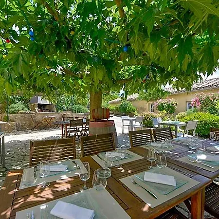 호텔 Domaine De Fraisse 룩