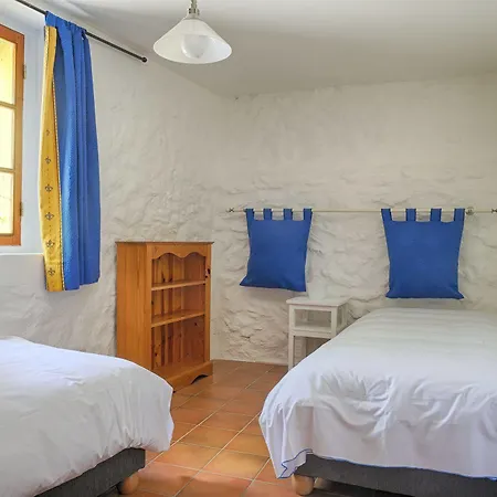 Domaine De Fraisse Отель 3*