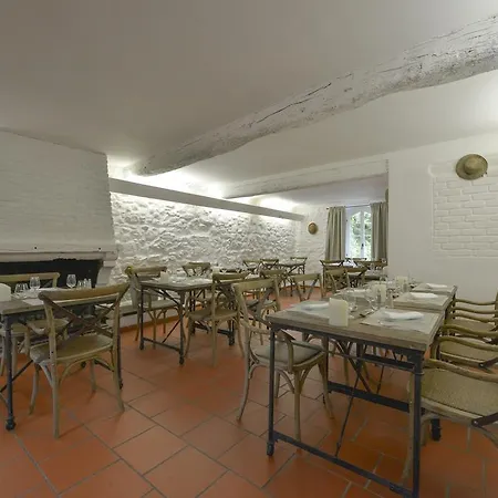 Domaine De Fraisse Hotell 3*