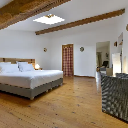Domaine De Fraisse Отель 3*