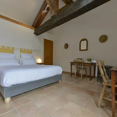Отель Domaine De Fraisse 3*
