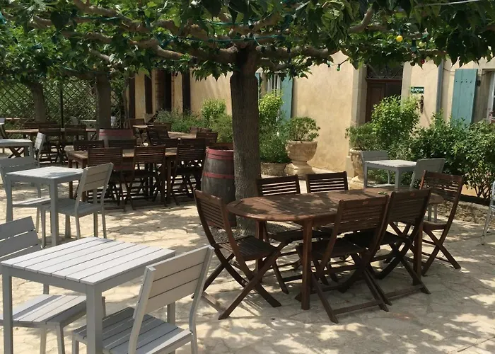 Hotel Domaine De Fraisse 3*