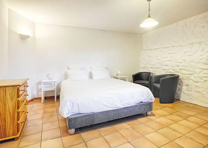 Domaine De Fraisse Hotel Leuc