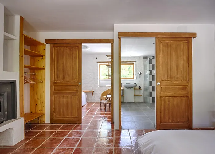 Domaine De Fraisse Hotel Leuc