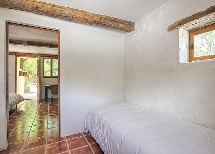 Domaine De Fraisse Hotel Leuc