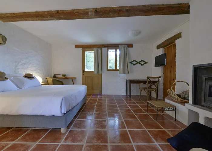 Domaine De Fraisse Hotel 3*