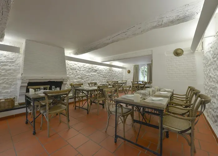 Domaine De Fraisse Hotel 3*