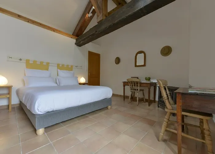 Hotel Domaine De Fraisse 3*